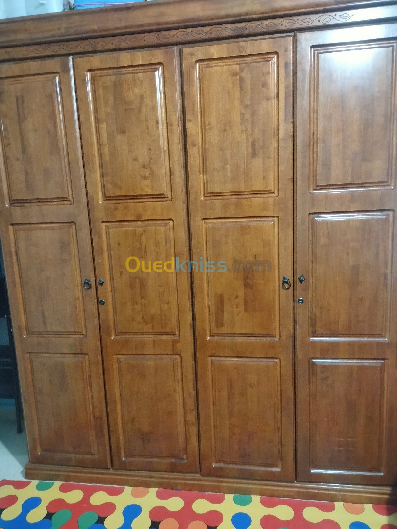 Armoire 4 porte 