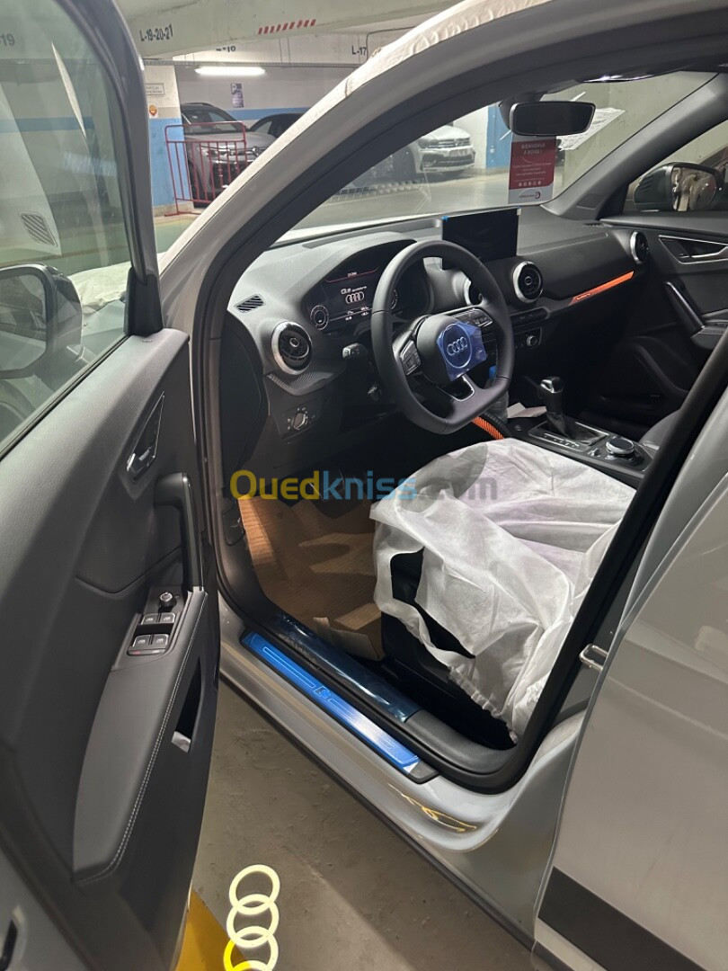 Audi Q2 2024 S line