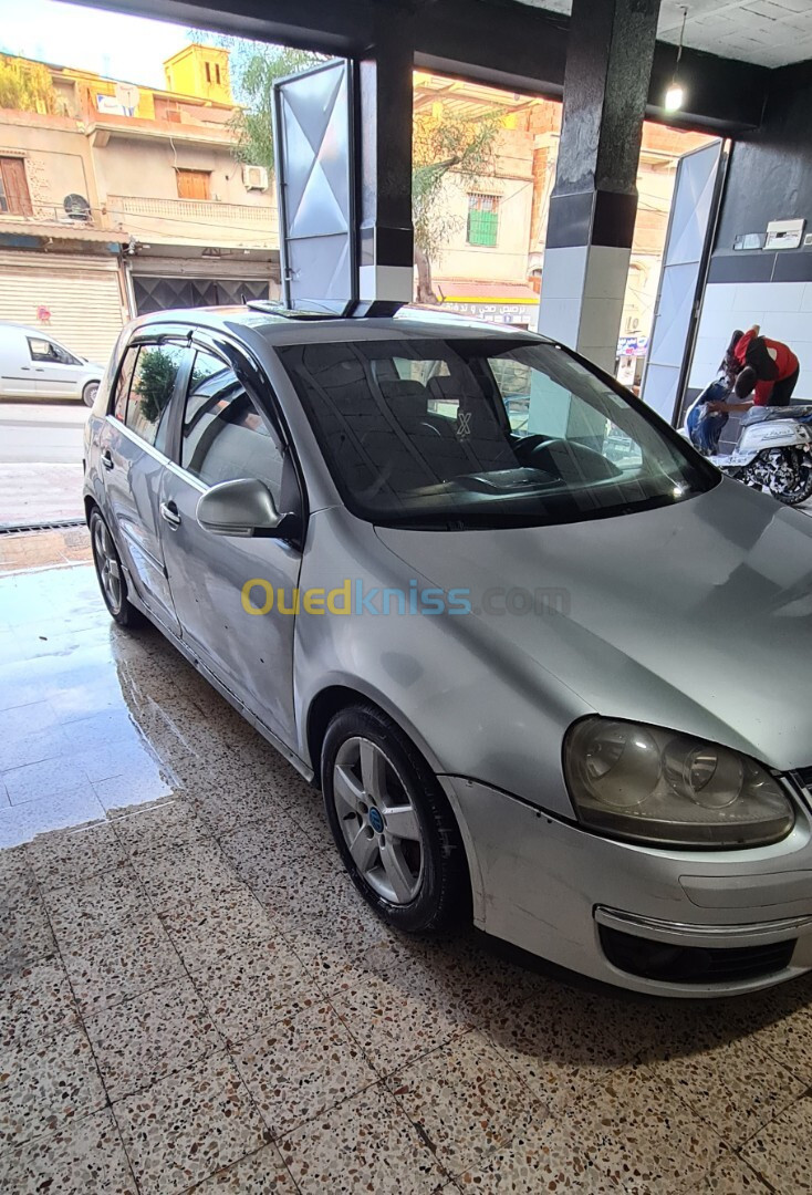 Volkswagen Golf 5 2004 Carat