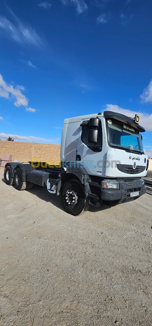 Renault  كيراكس 2011 440 Kerax 2011