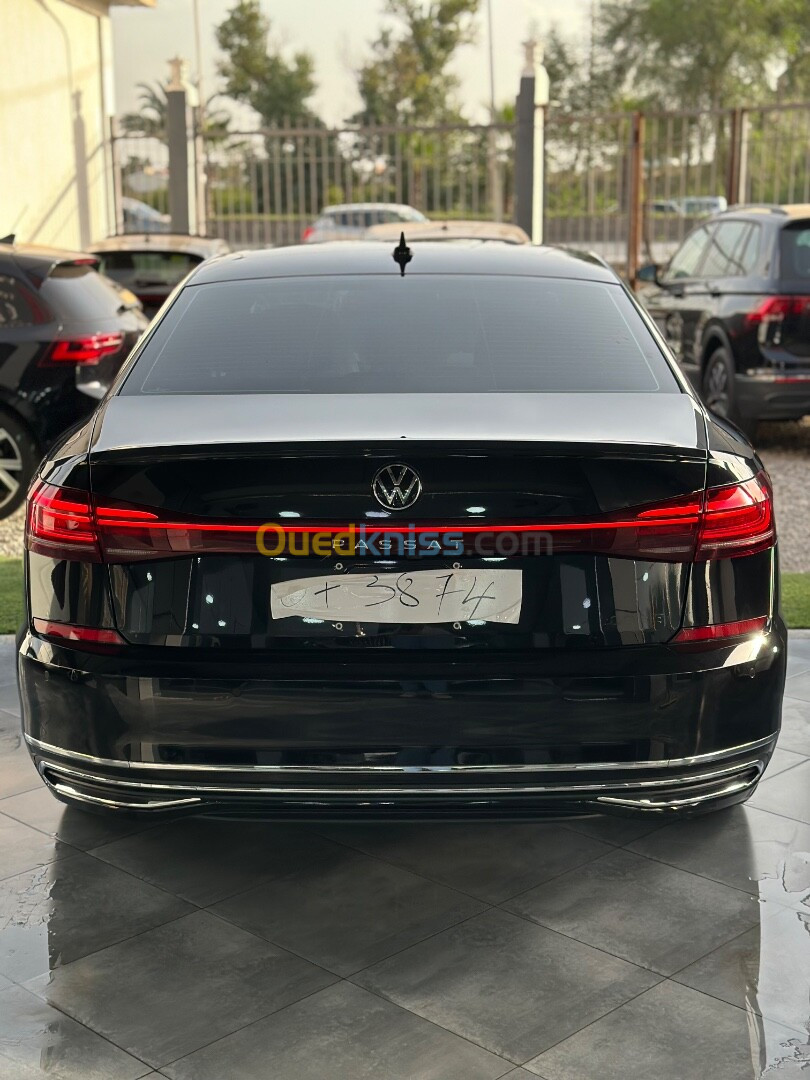 Volkswagen Passat 2024 