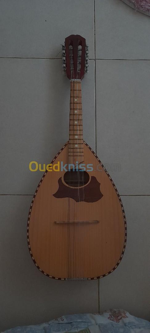 mandole instrument 