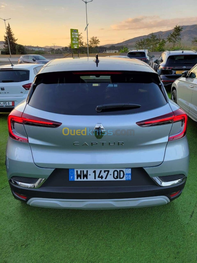 Renault Captur 2023 Intens