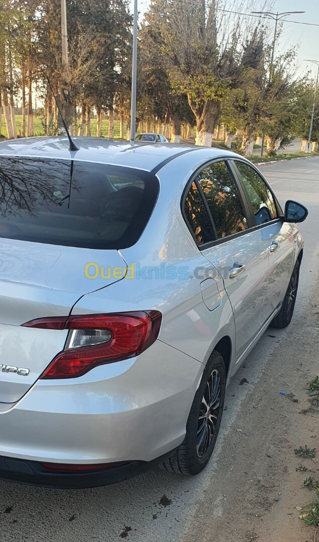 Fiat Tipo Sedan 2023 city plus