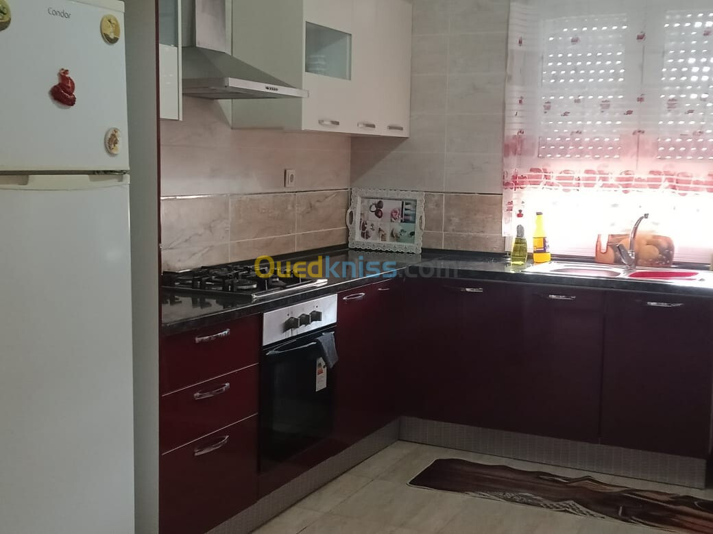 Location vacances Appartement F4 Alger Mahelma