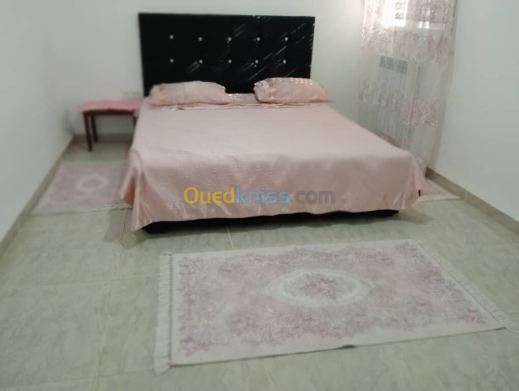 Location vacances Appartement F4 Alger Mahelma