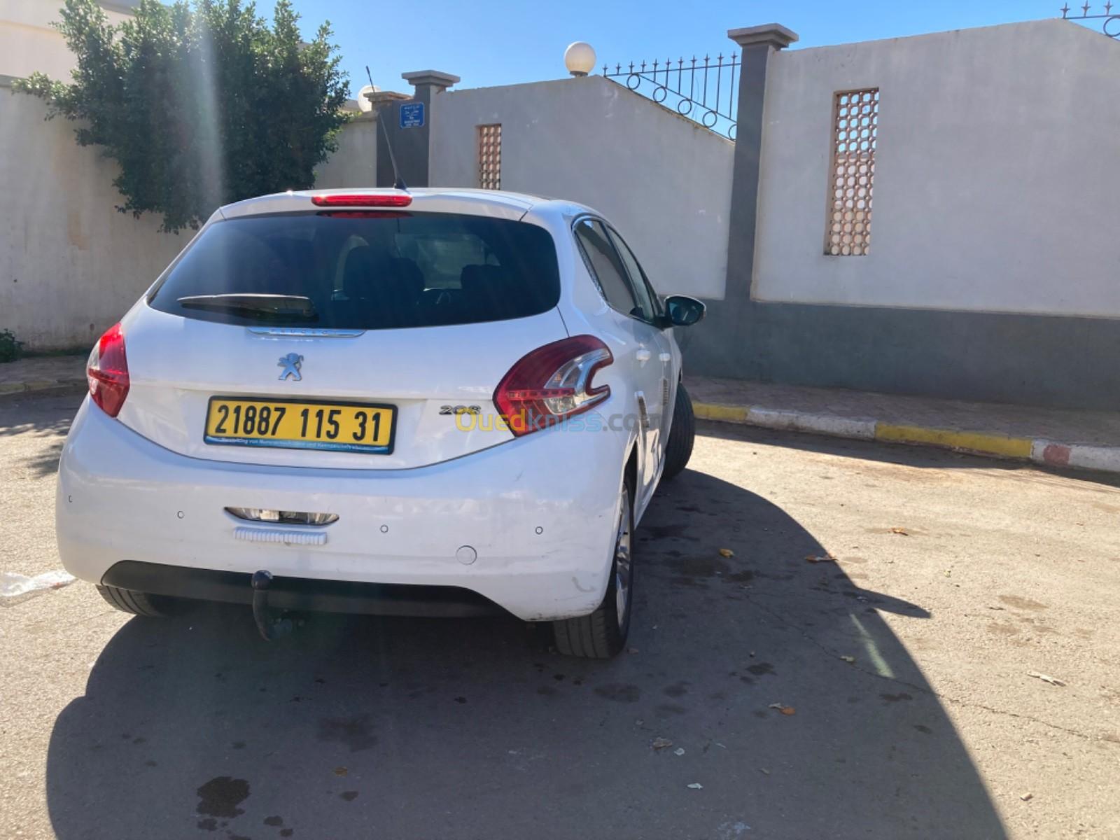 Peugeot 208 2015 208