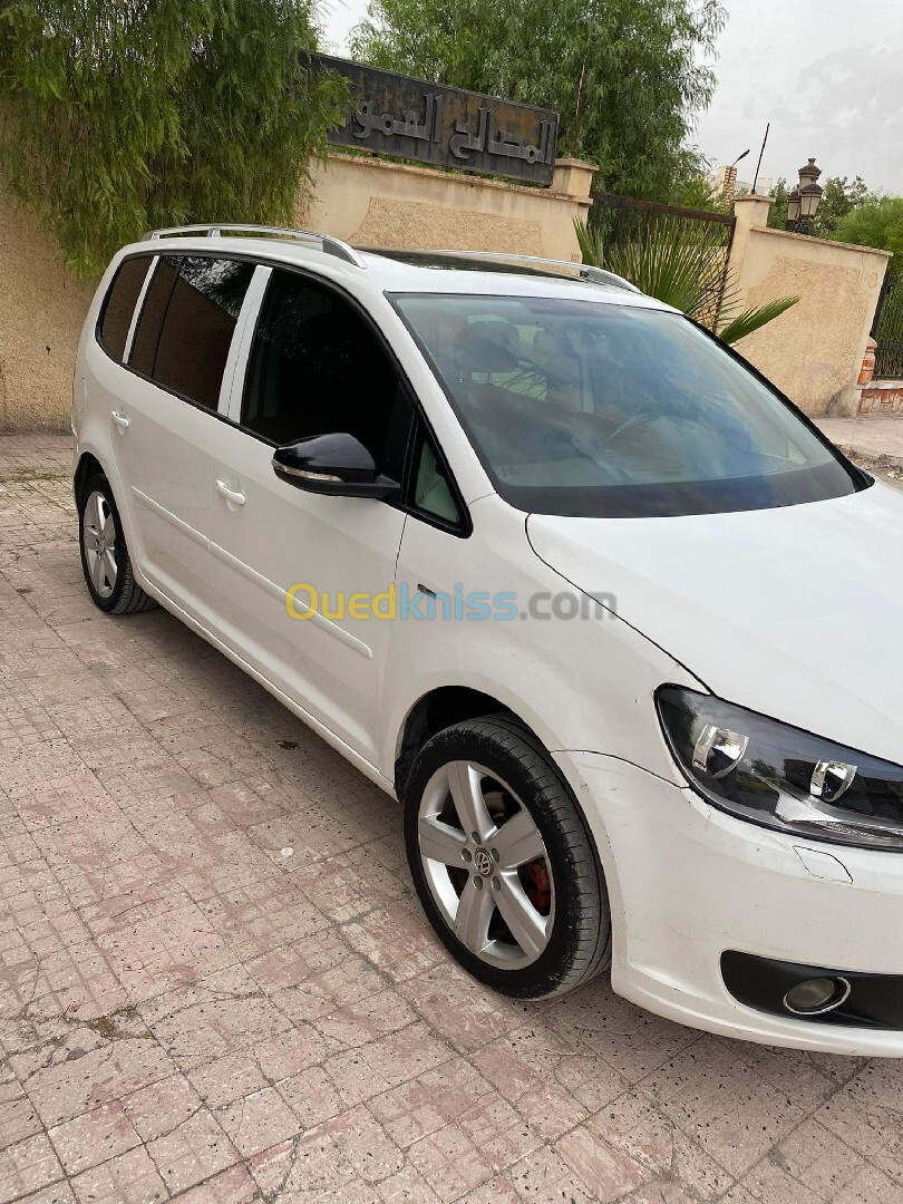 Volkswagen Touran 2012 Match