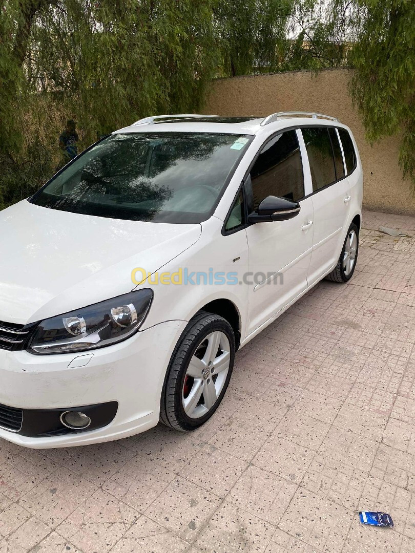 Volkswagen Touran 2012 Match