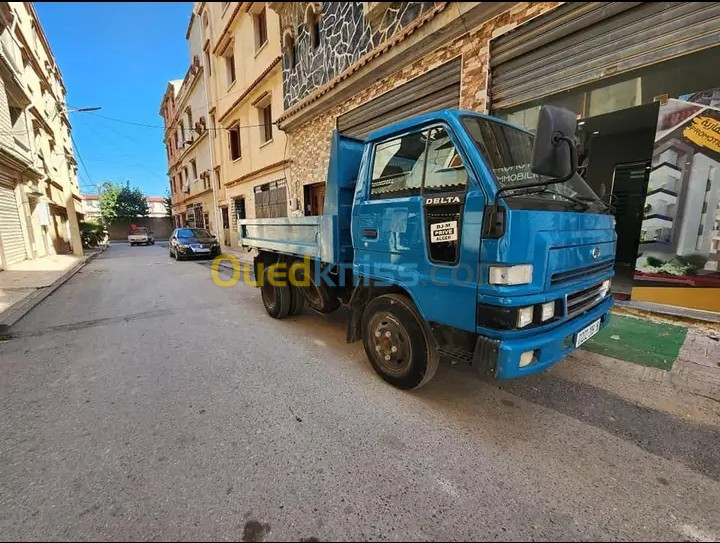 Transport camion  Gravats Débris Et Déchet 24/24 Et 7/7 CAMION  TRANSPORT MARCHANDISES