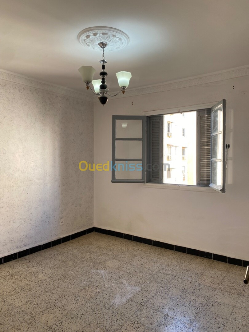 Location Appartement F3 Alger Bab ezzouar