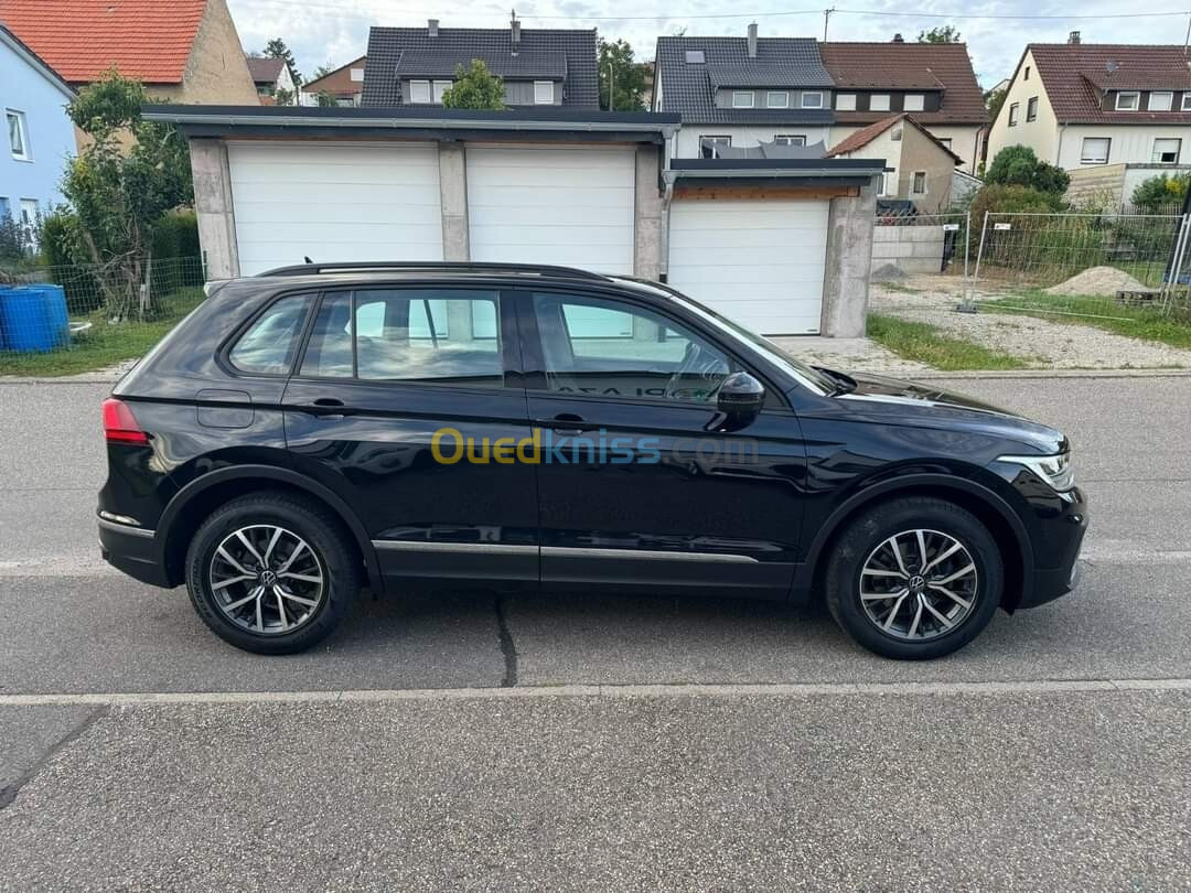 Volkswagen Tiguan 2023 Life