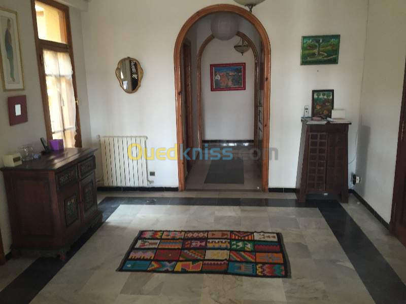 Location Appartement F4 Alger El biar