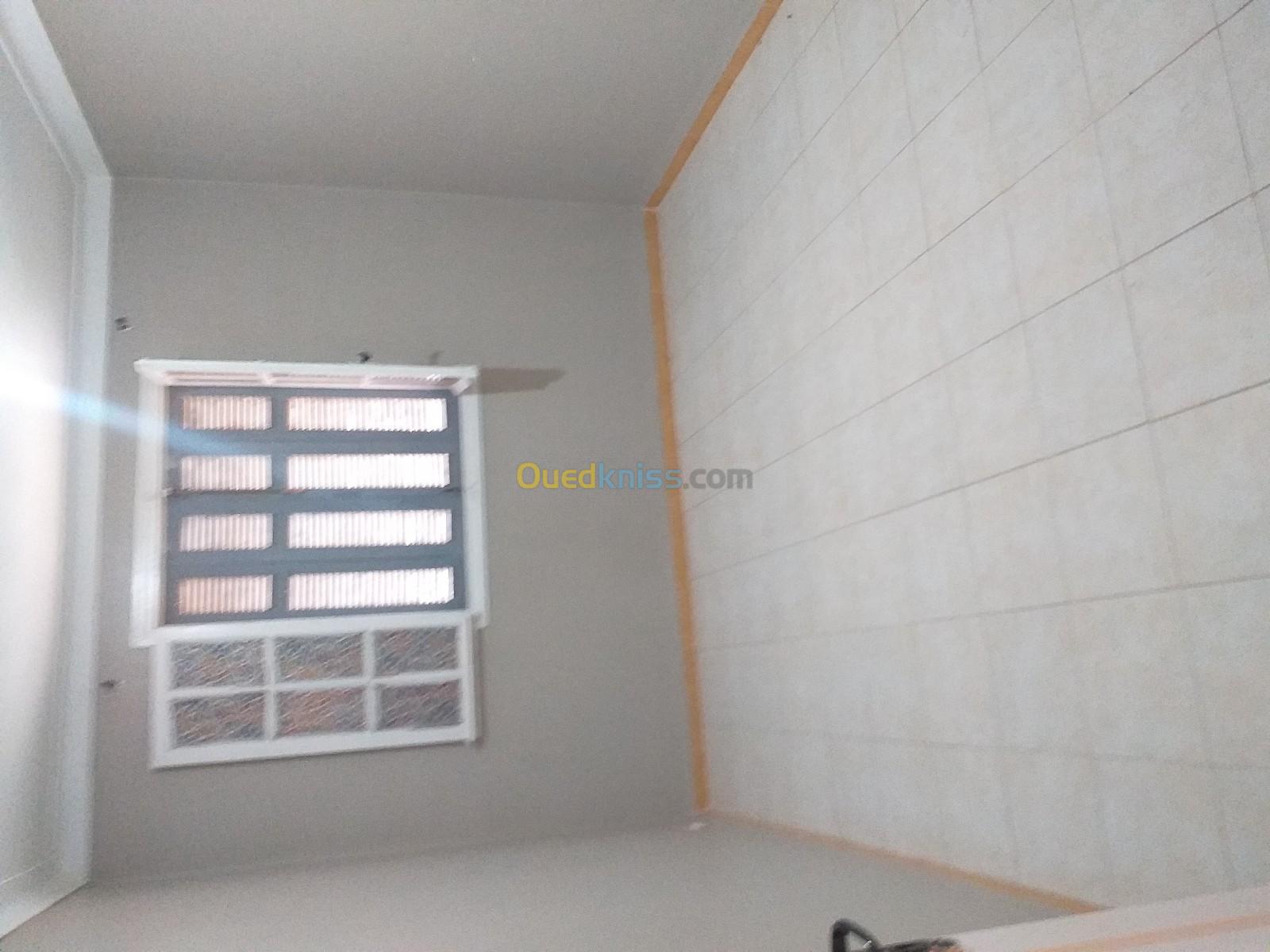 Vente Appartement F3 Alger Ain benian