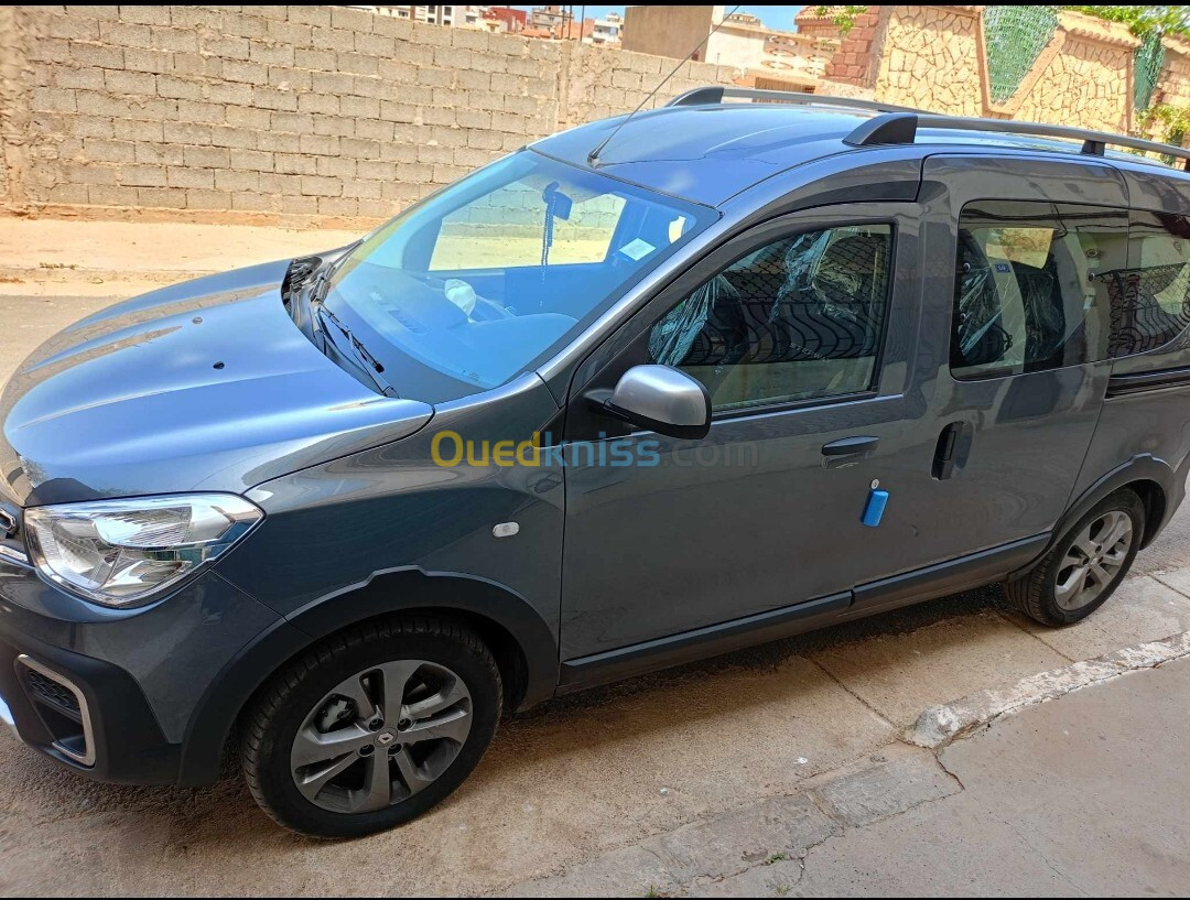 Renault Kangoo Stepway 2024 