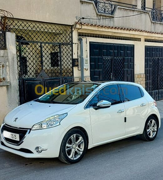 Peugeot 208 2015 Allure