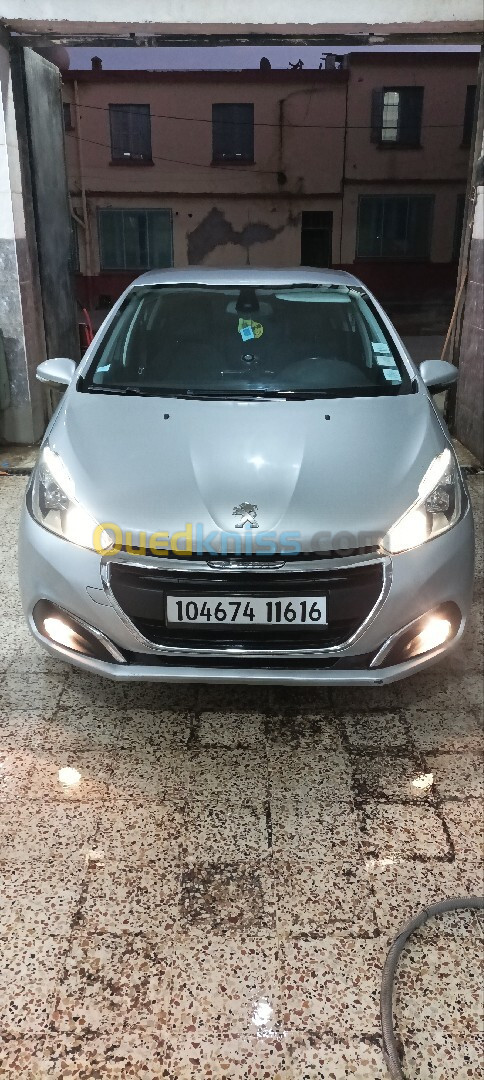 Peugeot 208 2016 Allure Facelift