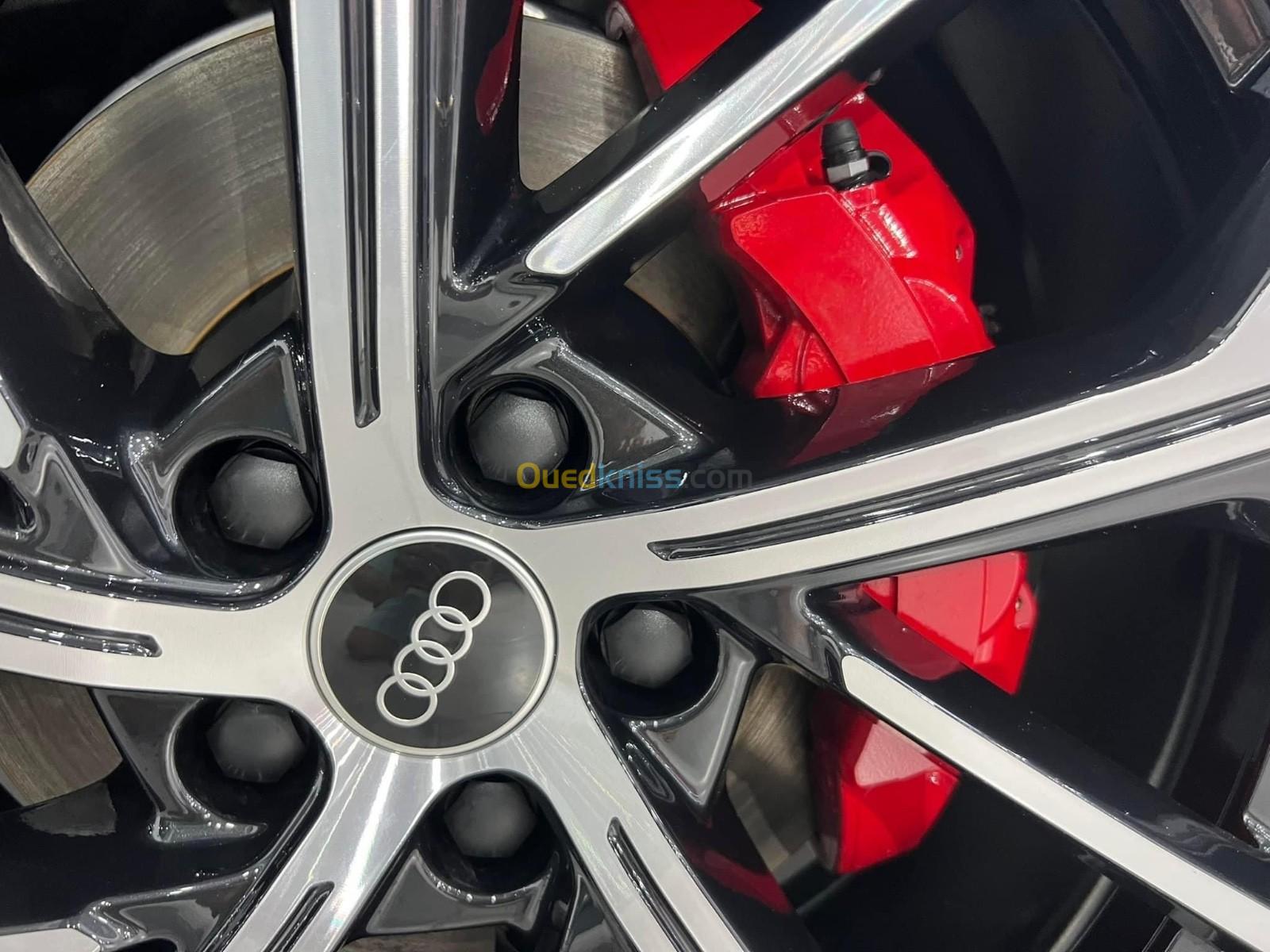 Audi Q5 2022 S-Line Quattro
