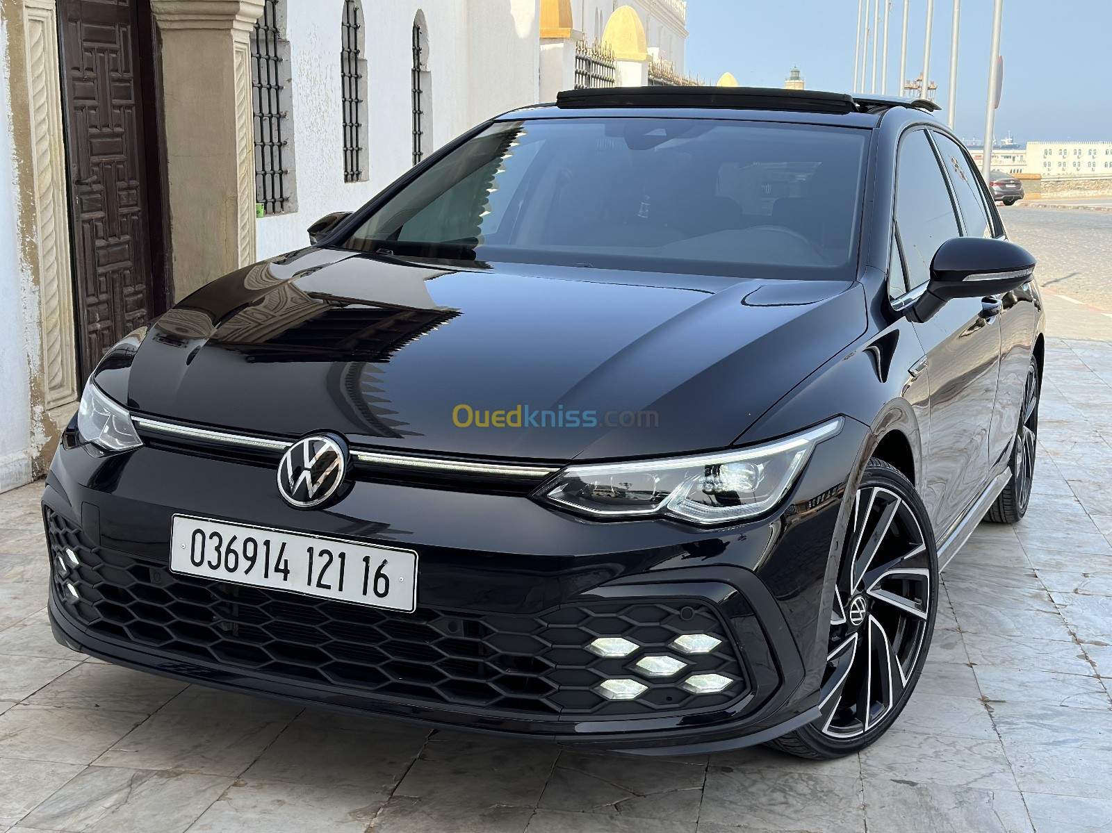 Volkswagen Golf 8 2021 STYLE KIT GTD FULL OPTION