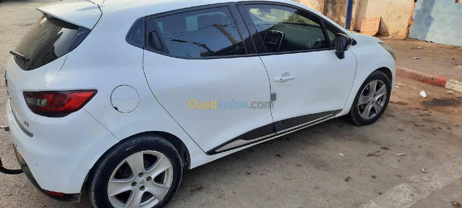 Renault Clio 4 2014 Exception