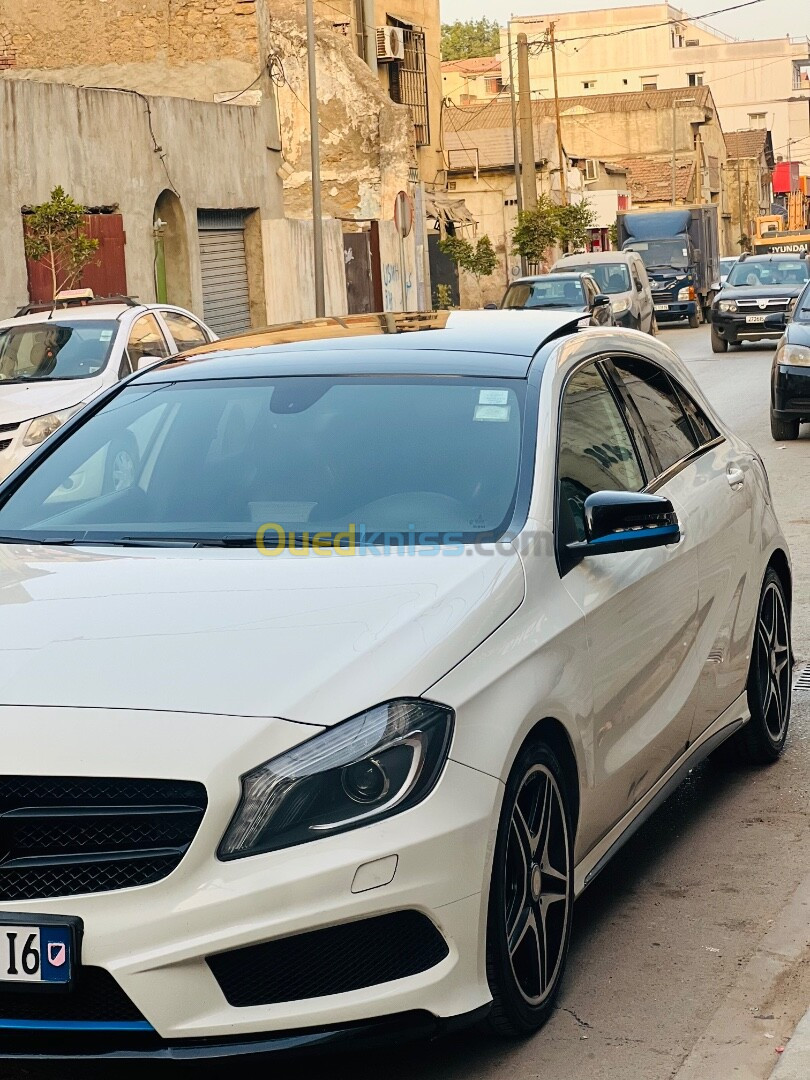 Mercedes Classe A 2013 180  Confort