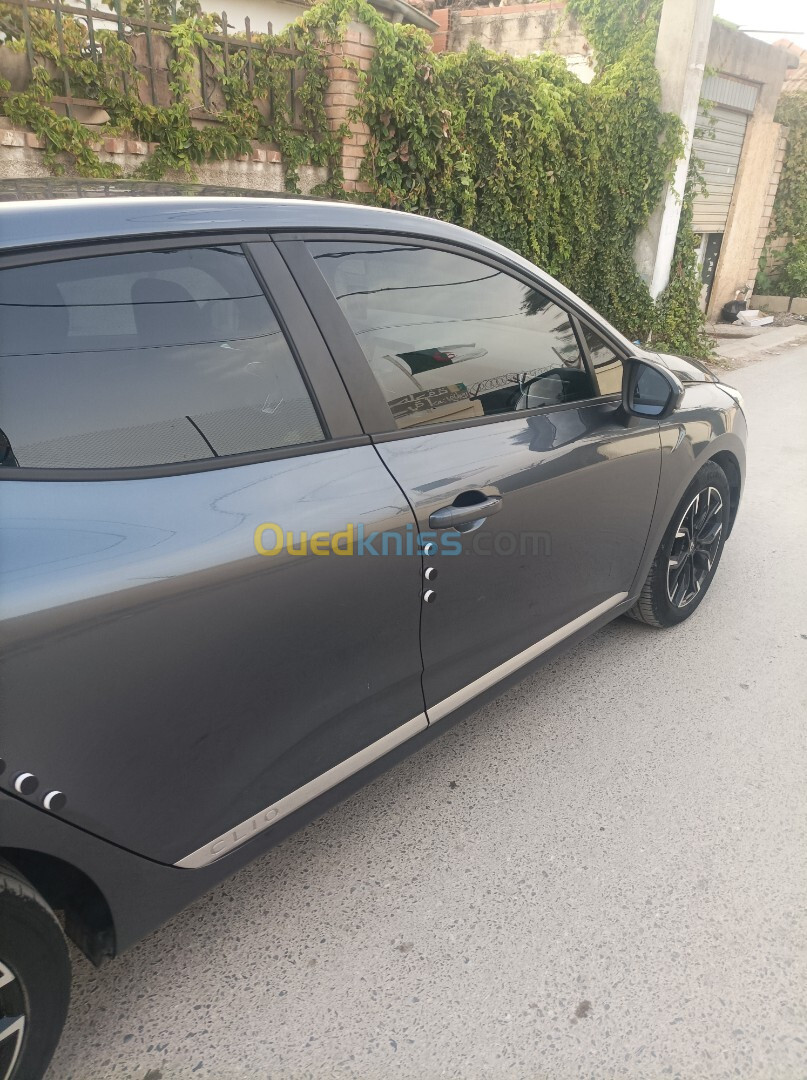 Renault Clio 5 beznes 2021 Beznes +