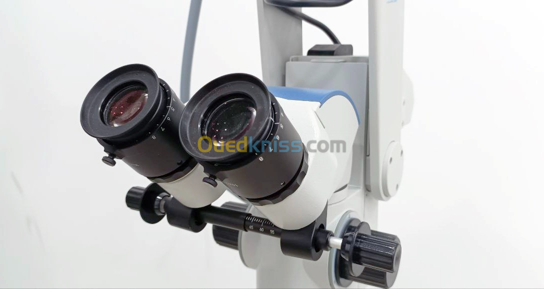 Microscope chirurgical Möller-Wedel Microflex