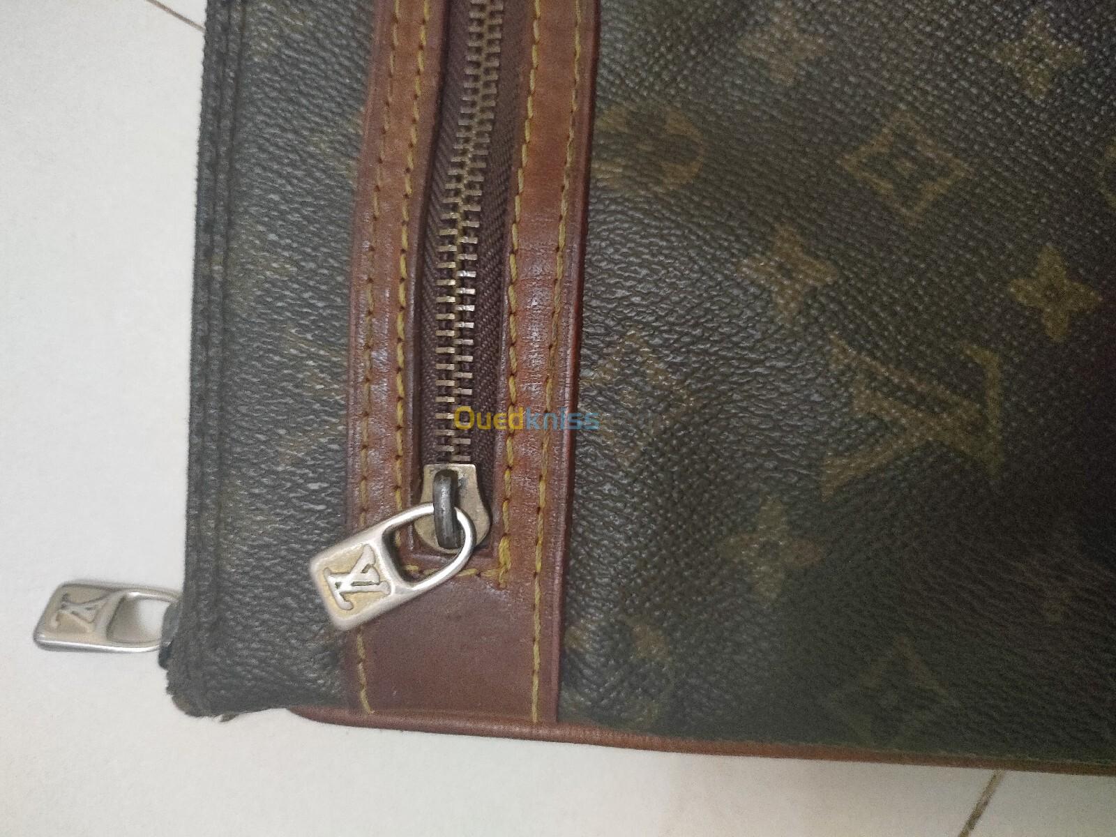 Sacouche louis vuitton made in france 