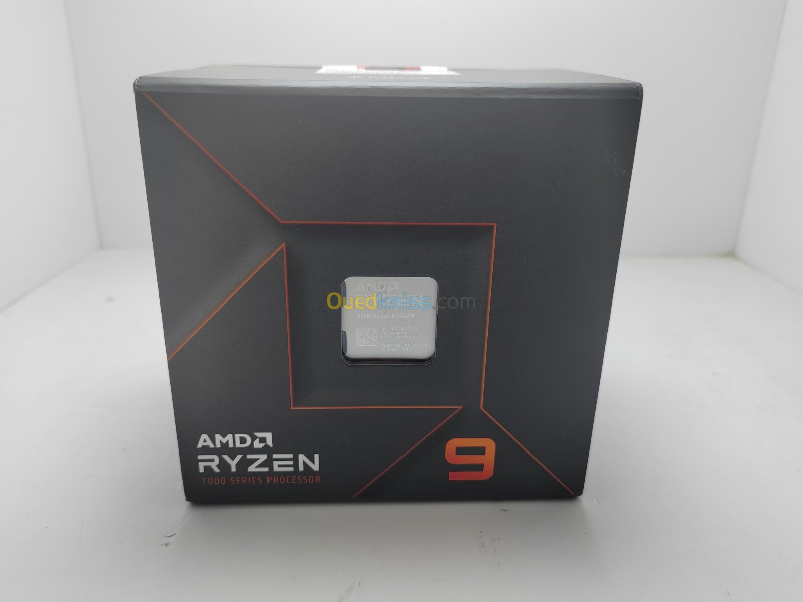 AMD Ryzen 9 7900X