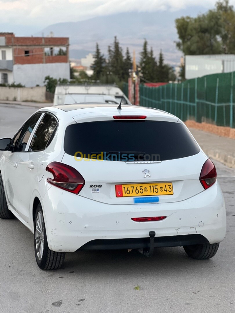 Peugeot 208 2015 Allure Facelift