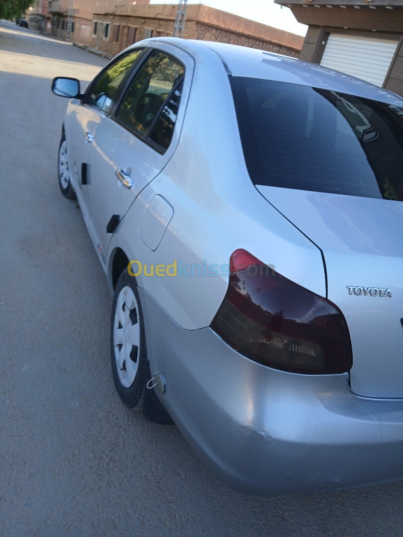 Toyota Yaris Sedan 2009 Yaris Sedan