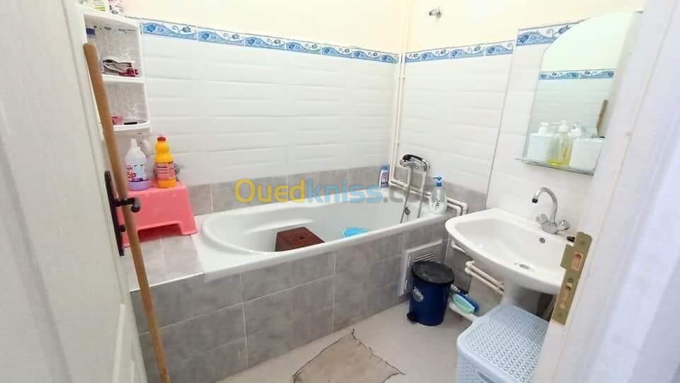 Location vacances Appartement F2 Jijel Jijel