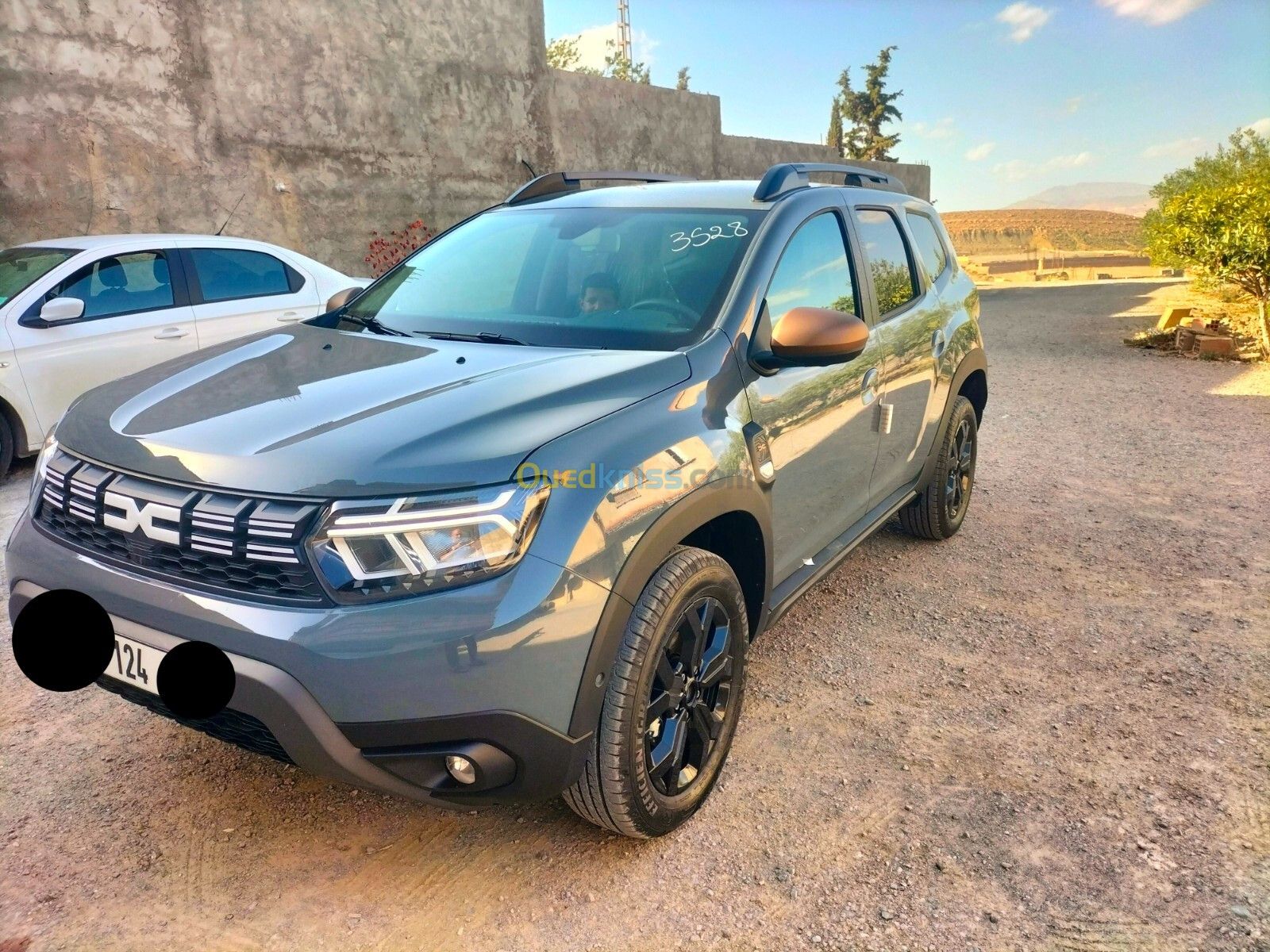 Dacia Duster 2024 Golden