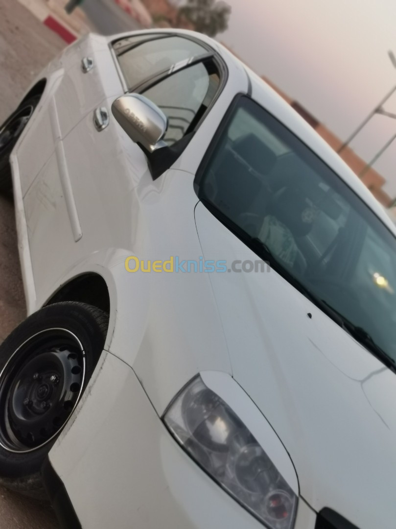 Chevrolet Optra 4 portes 2012 