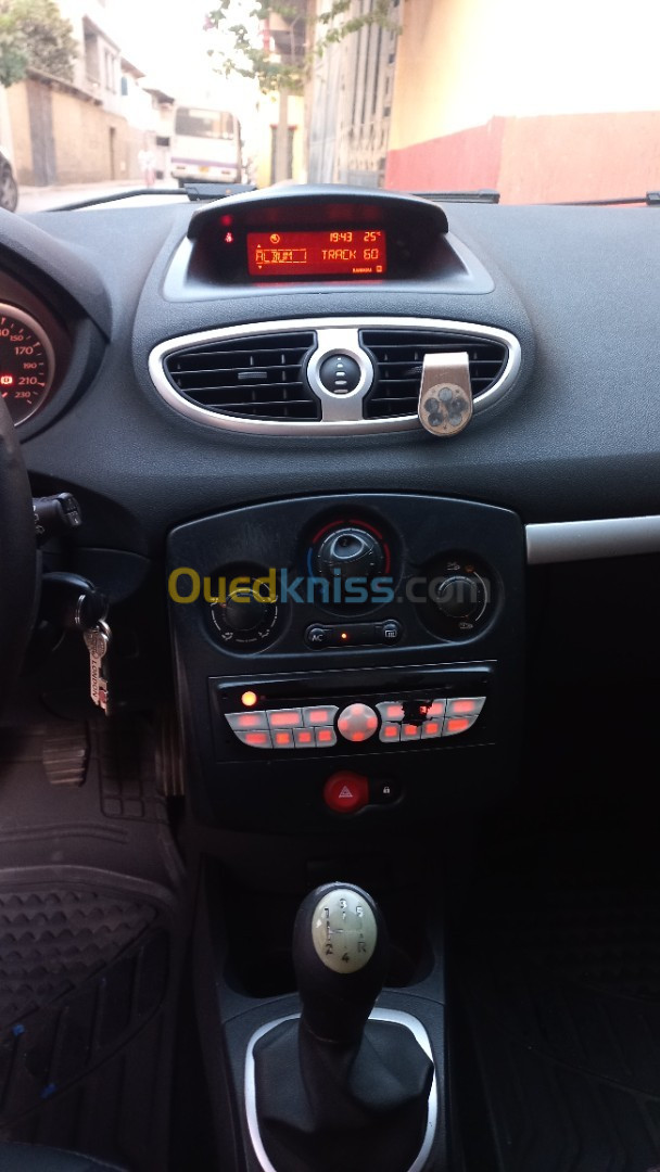 Renault Clio 3 2010 Dynamique