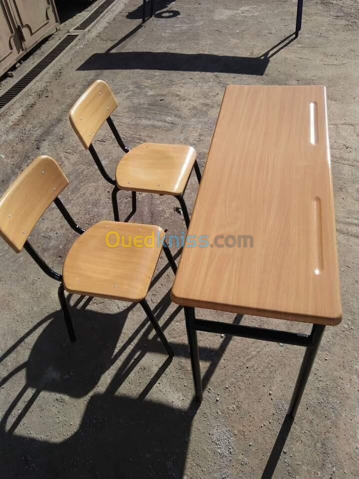 Table et chaises scolaire 