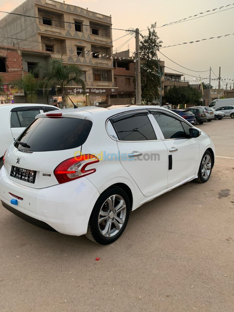 Peugeot 208 2013 Allure