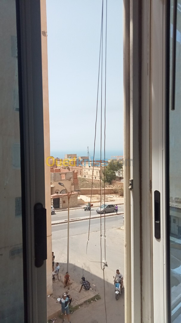 Location vacances Appartement F3 Mostaganem Mostaganem