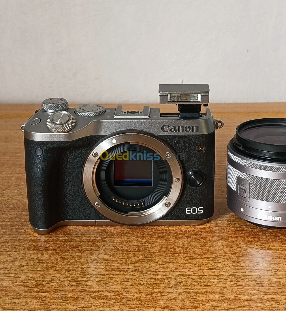 Canon eos m6