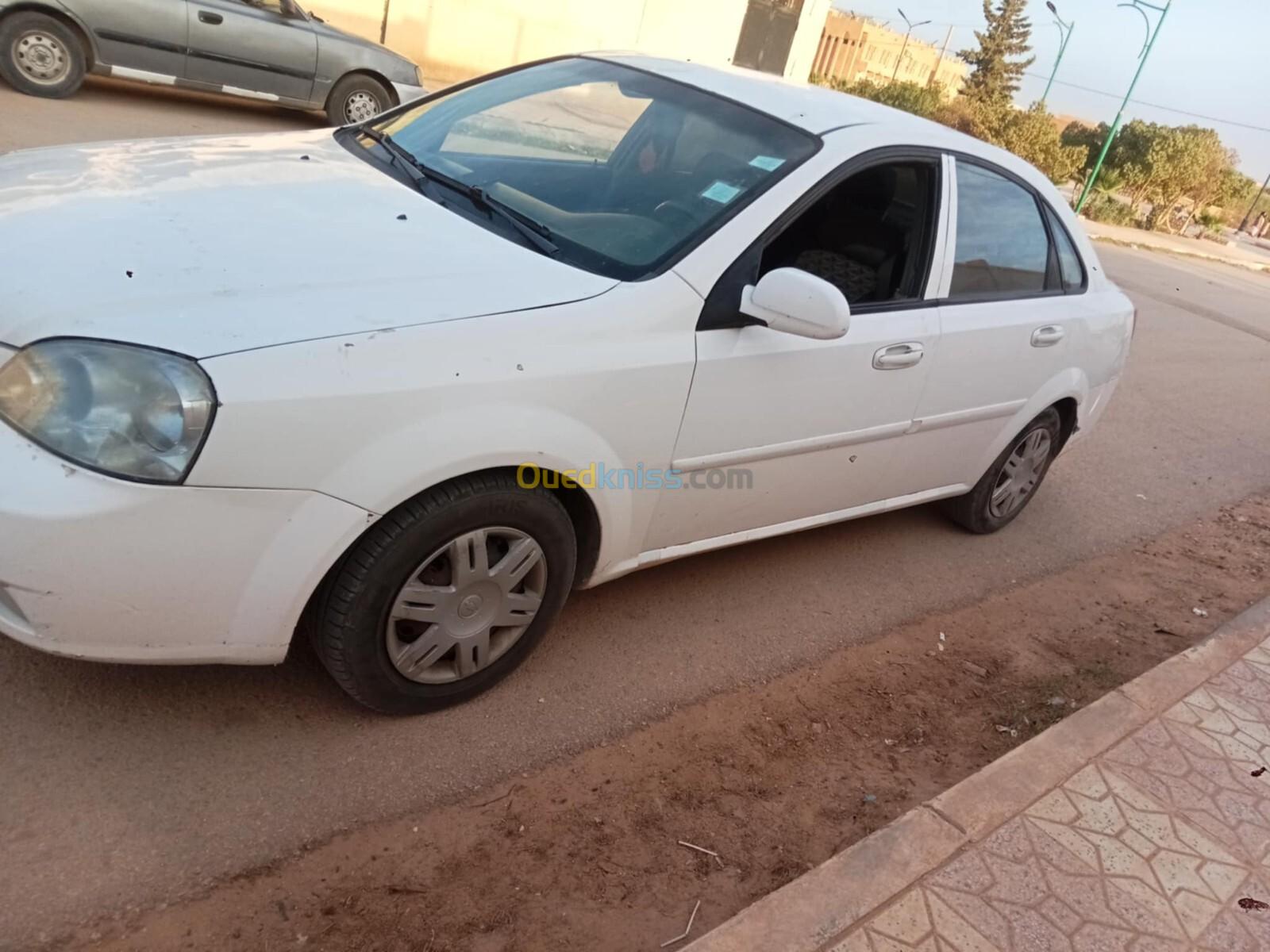 Chevrolet Optra 4 portes 2013 Optra 4 portes