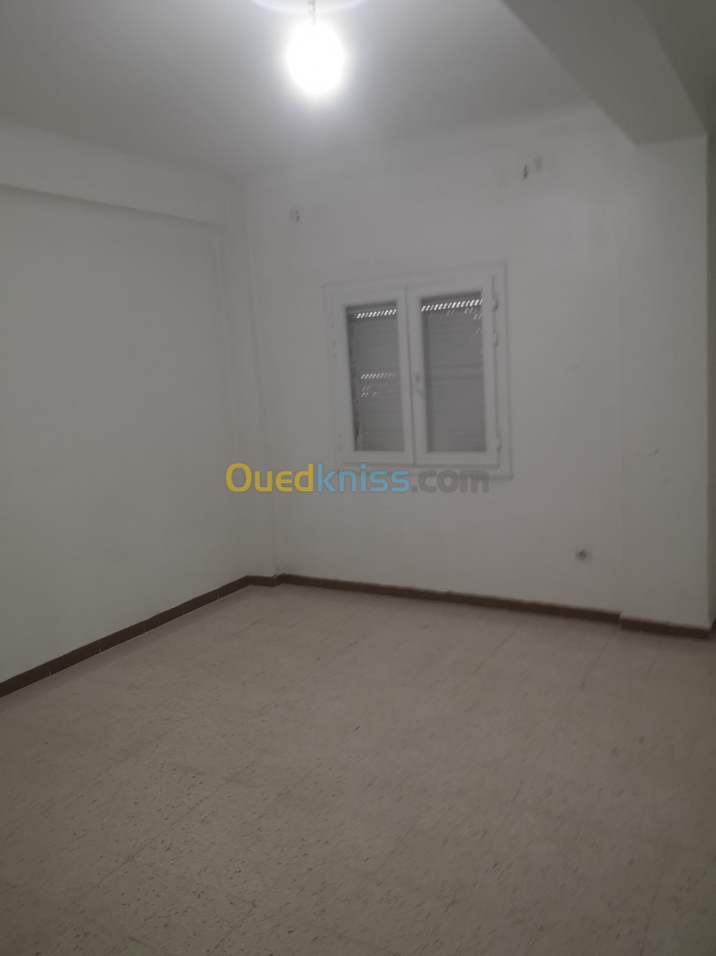 Location Appartement F3 Alger Souidania