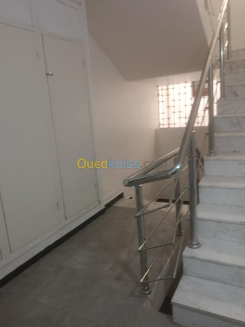 Location Appartement F4 Alger Douera