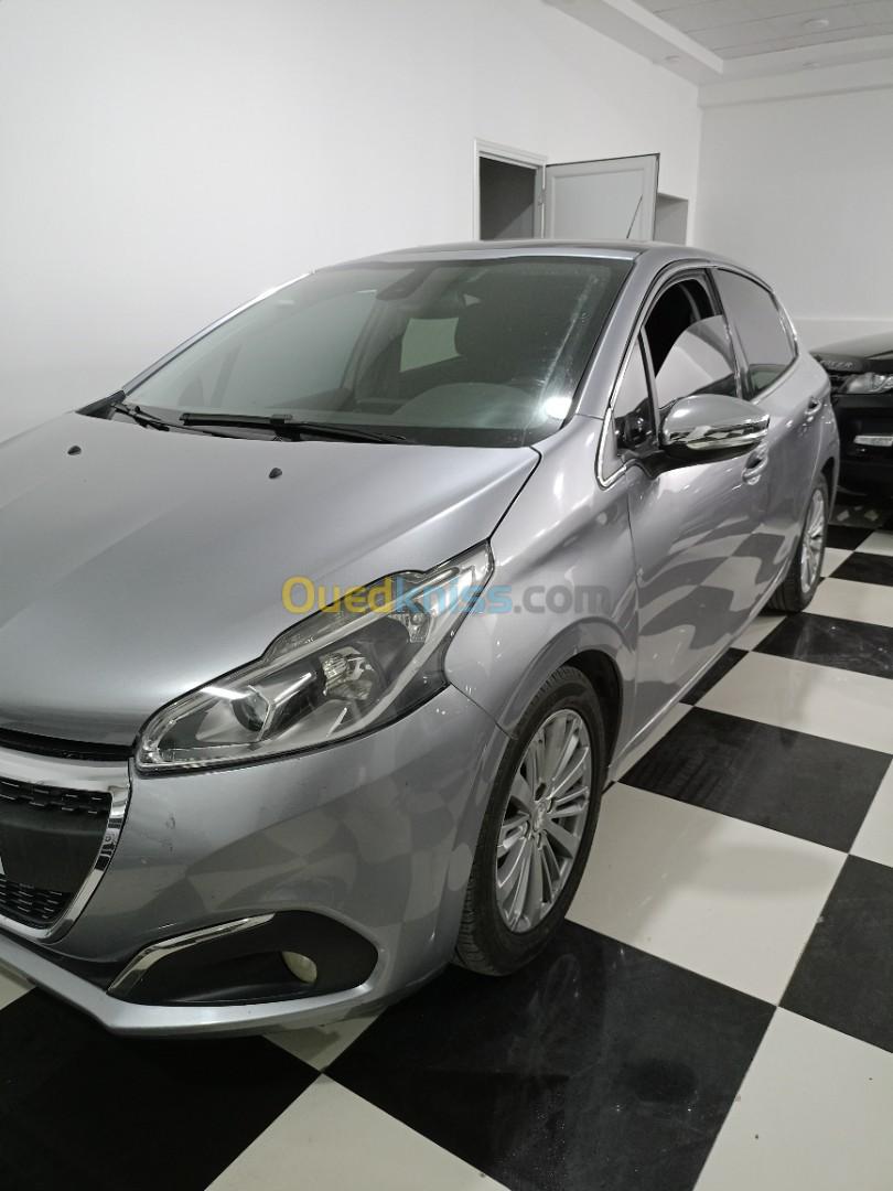 Peugeot 208 2020 Allure Facelift