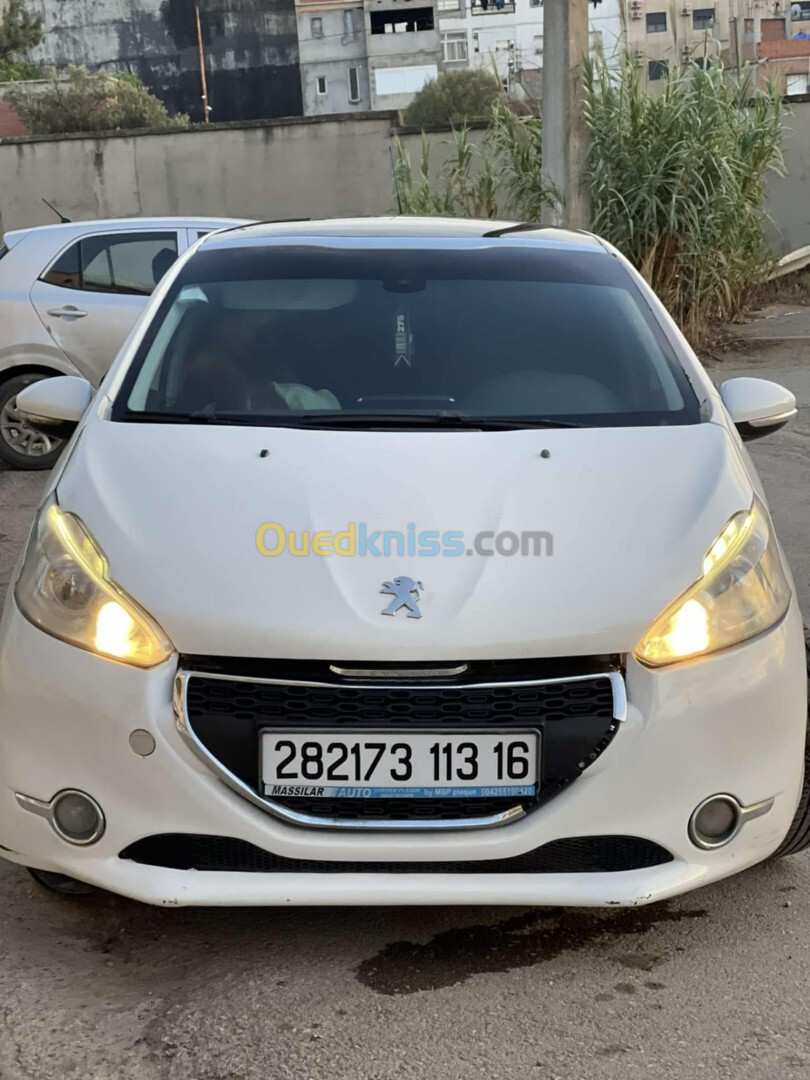 Peugeot 208 2013 Allure