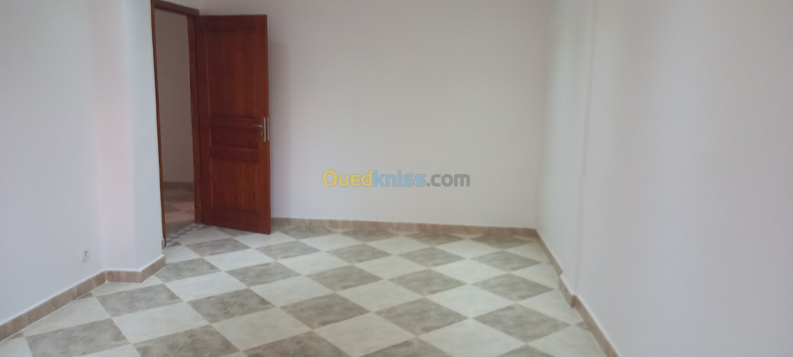 Location Niveau De Villa F4 Alger Birkhadem