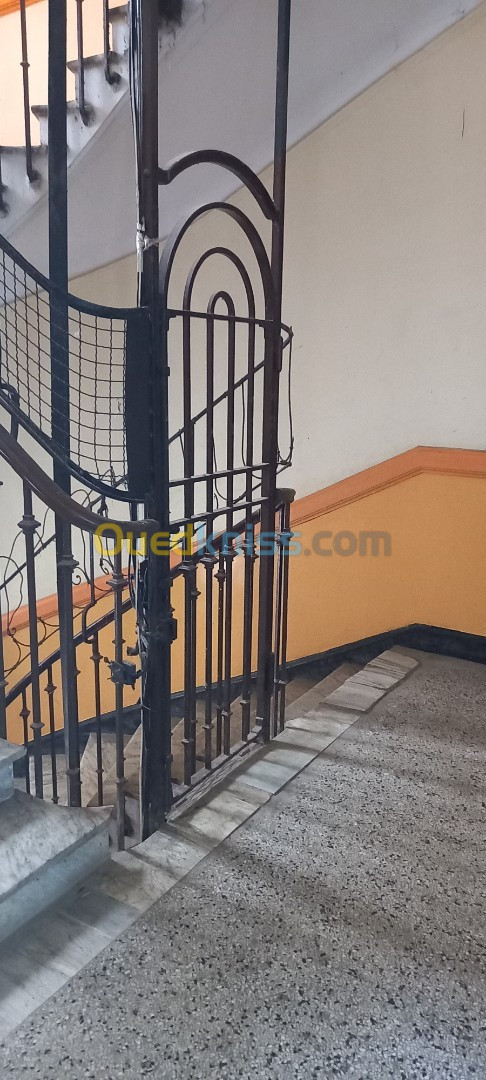 Vente Appartement F5 Alger Alger centre