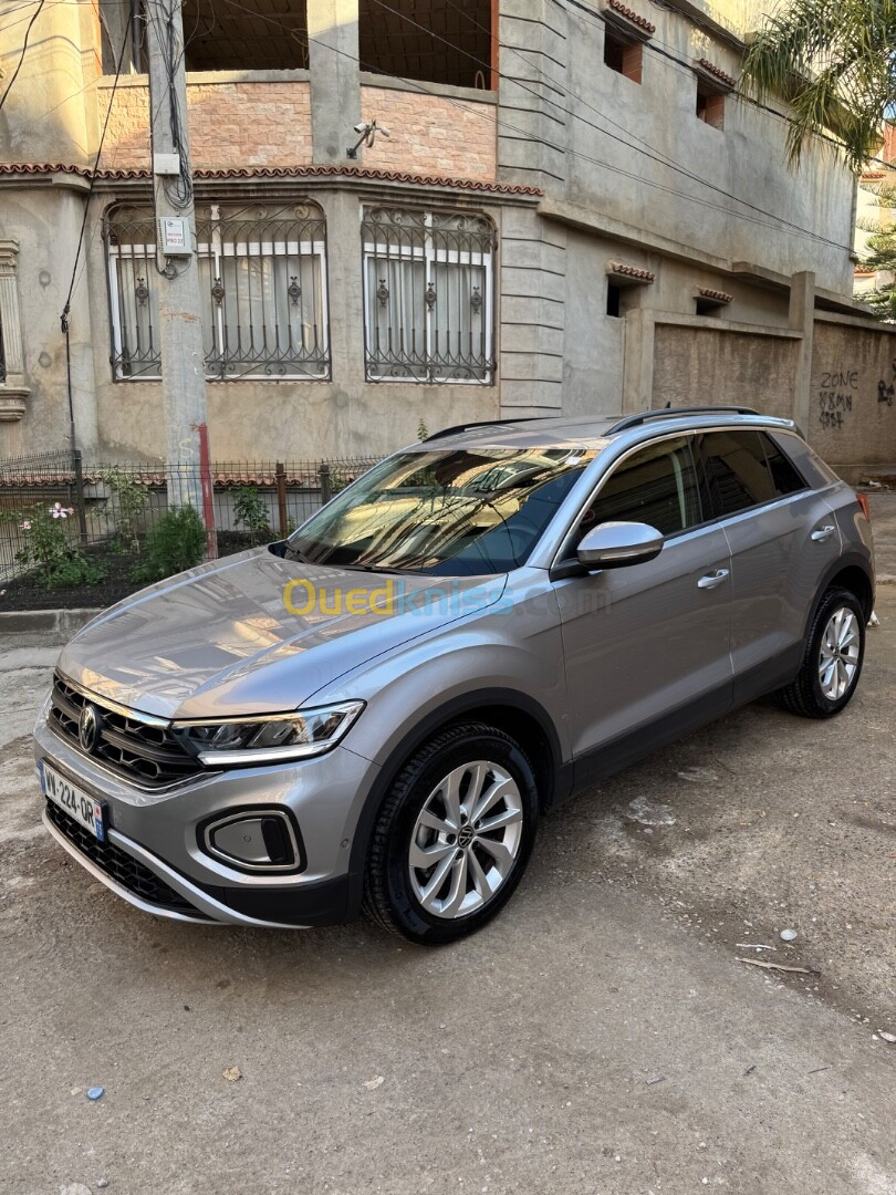 Volkswagen T-Roc 2023 Laife