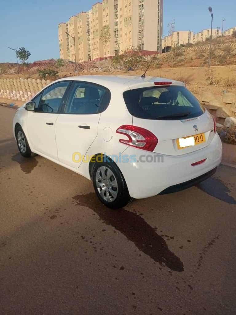 Peugeot 208 2013 