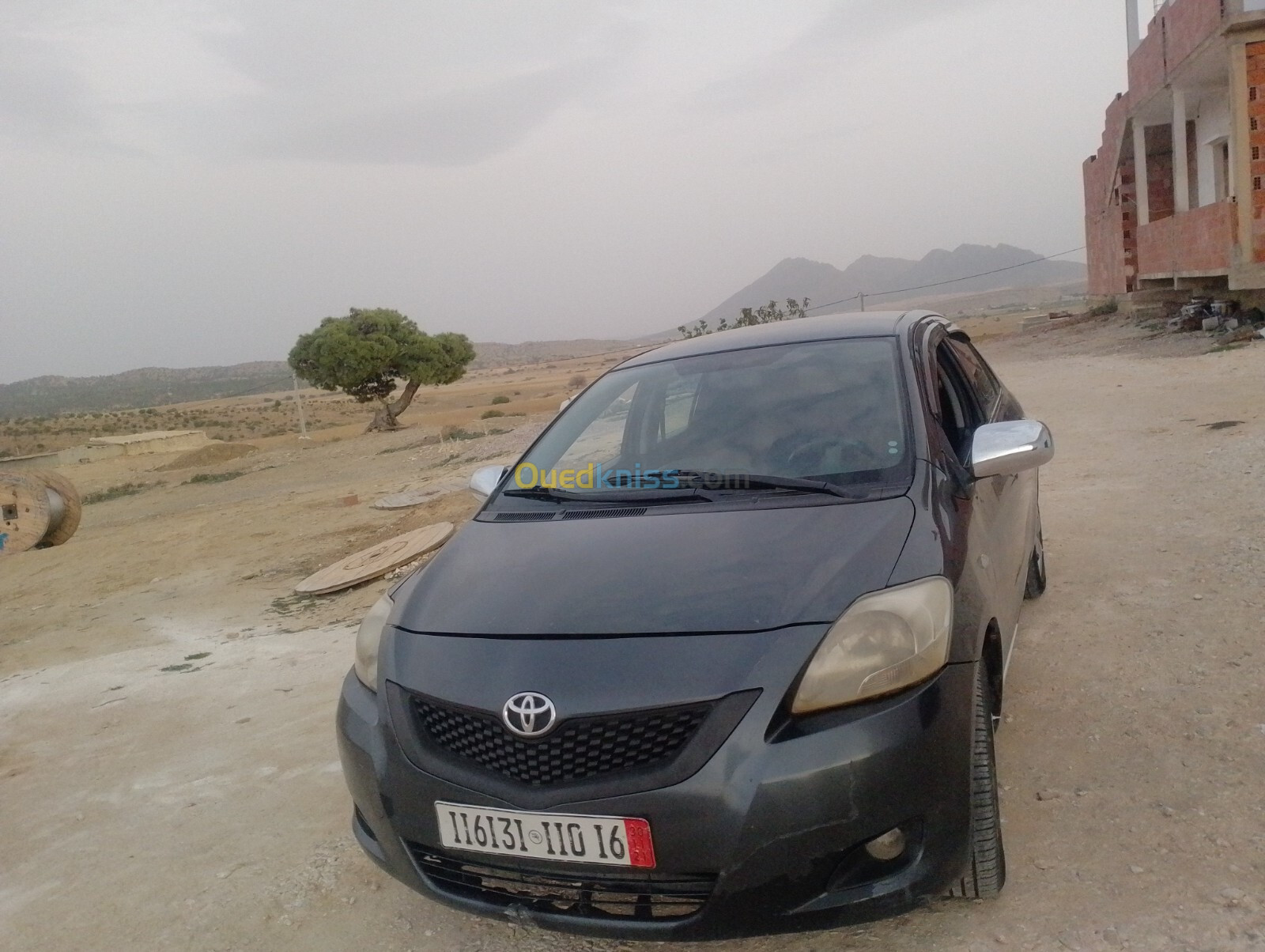 Toyota Yaris Sedan 2010 Yaris Sedan