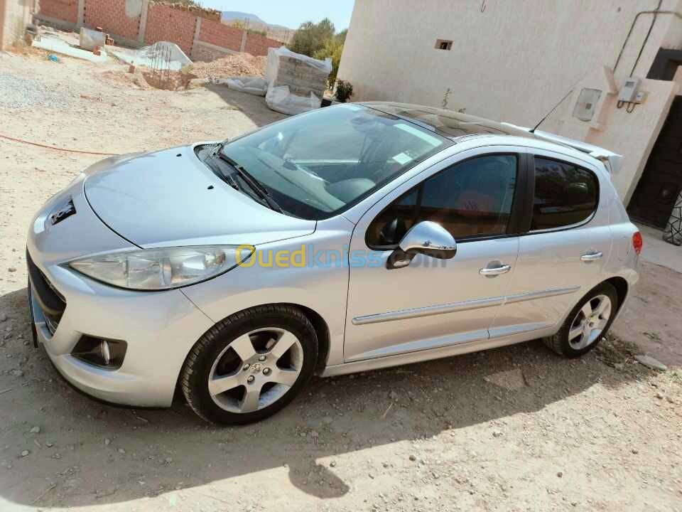 Peugeot 207 2012 